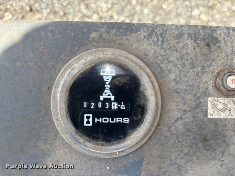 image for item ET8517 2013 Skyjack SJIII 3219 scissor lift