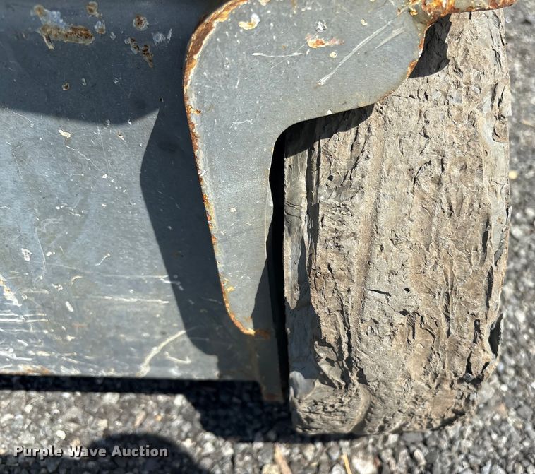 image for item ET8517 2013 Skyjack SJIII 3219 scissor lift