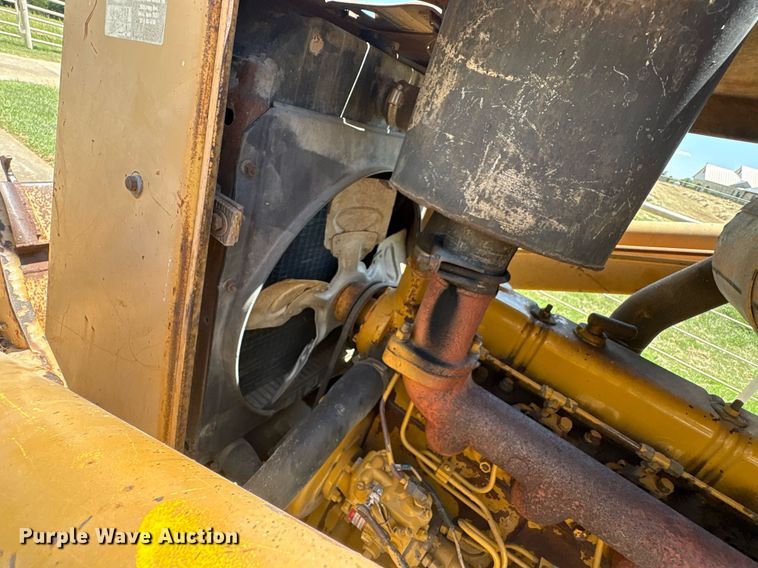 image for item EU0002 Case 480ELL landscape tractor