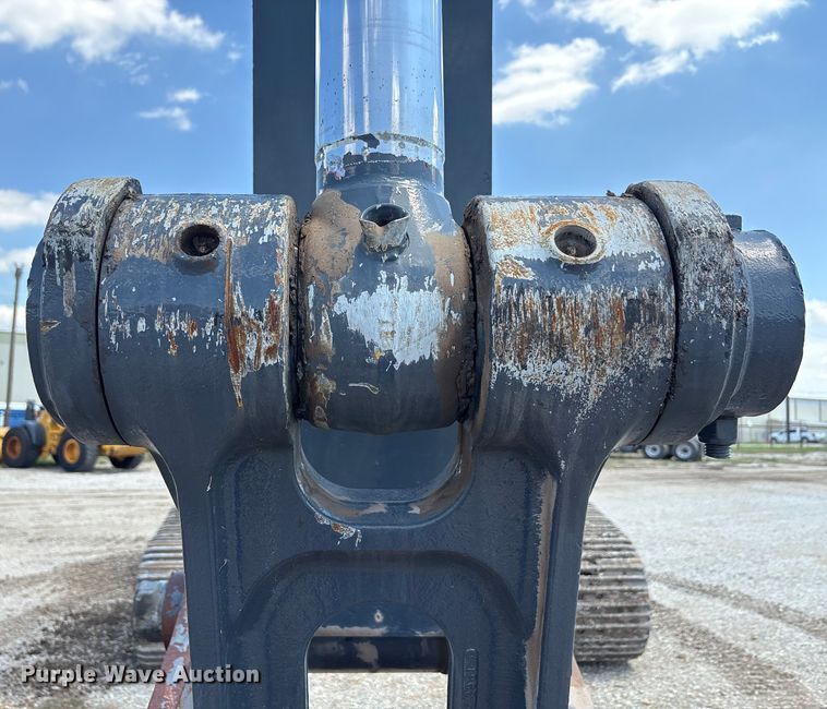 image for item EU0008 2019 John Deere 470G LC excavator