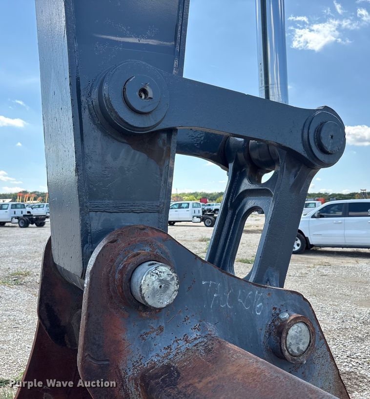 image for item EU0008 2019 John Deere 470G LC excavator