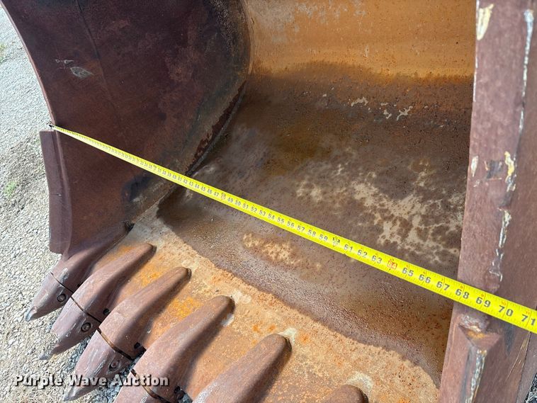 image for item EU0008 2019 John Deere 470G LC excavator