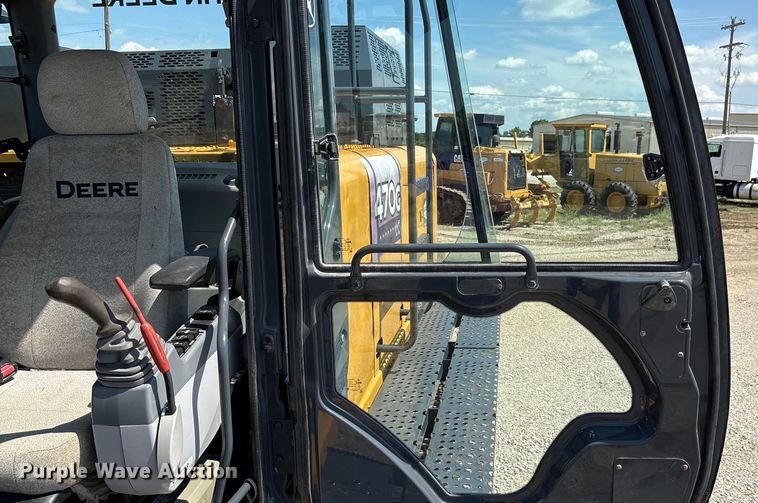 image for item EU0008 2019 John Deere 470G LC excavator