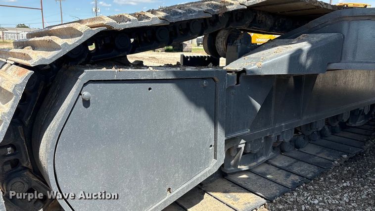 image for item EU0008 2019 John Deere 470G LC excavator