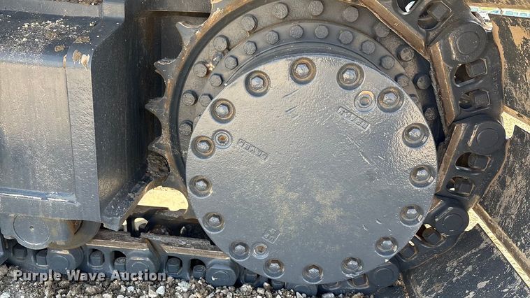 image for item EU0008 2019 John Deere 470G LC excavator