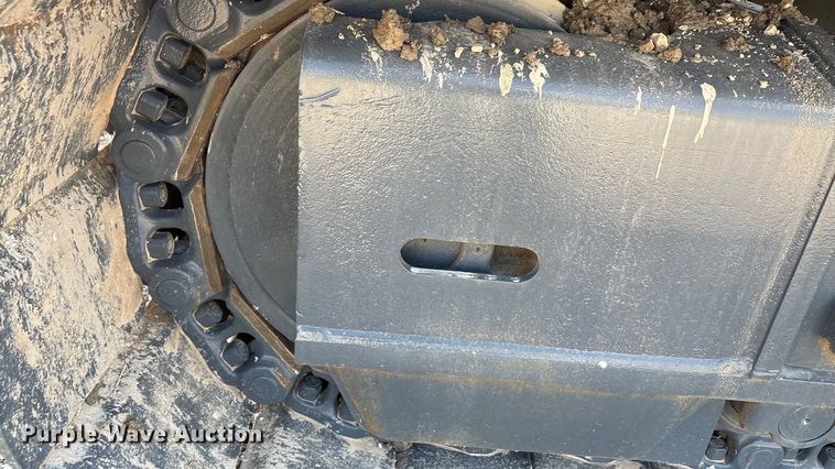 image for item EU0008 2019 John Deere 470G LC excavator