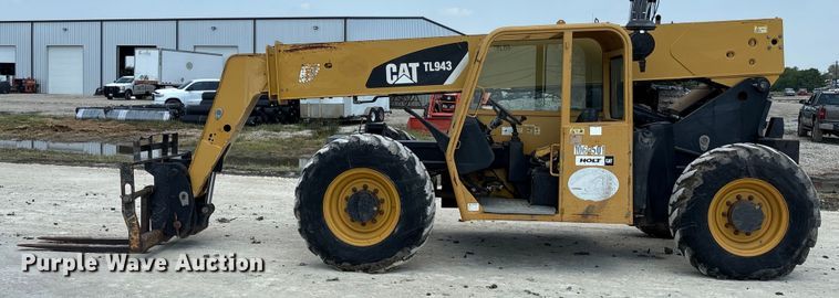 image for item EU0009 2007 Caterpillar TL943 telehandler