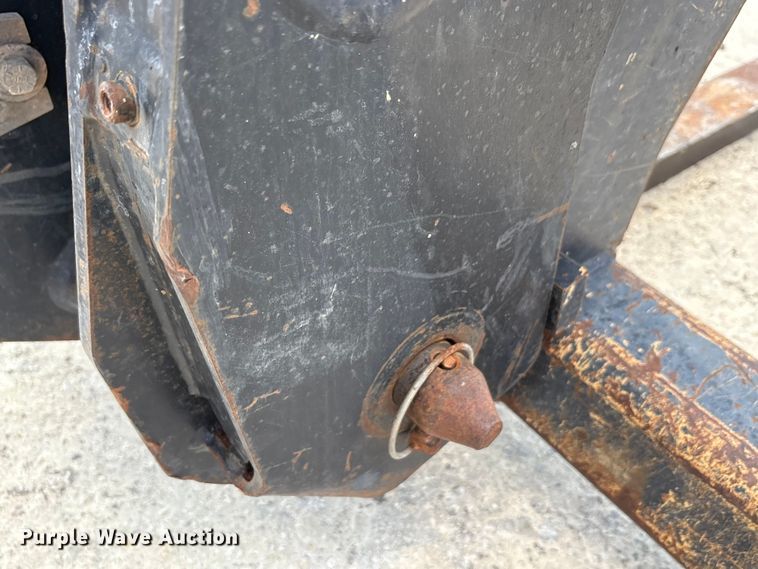 image for item EU0009 2007 Caterpillar TL943 telehandler