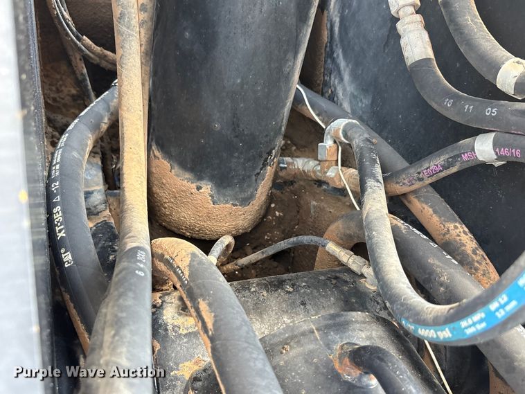 image for item EU0009 2007 Caterpillar TL943 telehandler