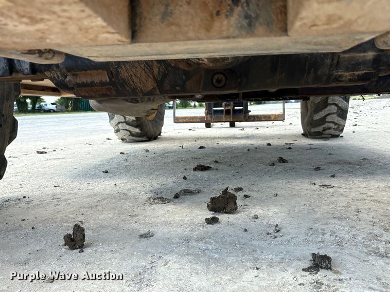 image for item EU0009 2007 Caterpillar TL943 telehandler