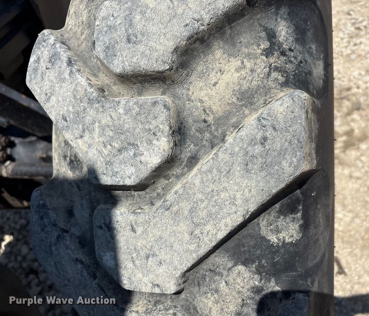 image for item EU0009 2007 Caterpillar TL943 telehandler