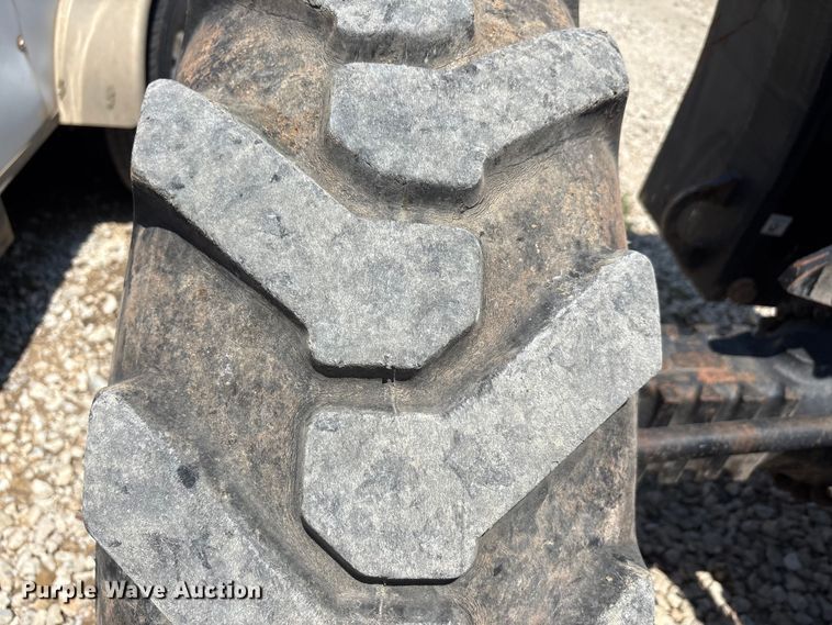 image for item EU0009 2007 Caterpillar TL943 telehandler