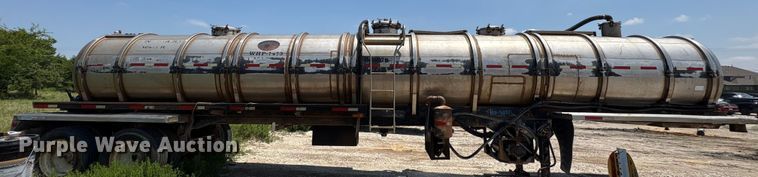 image for item EU0011 1981 Brenner vacuum trailer