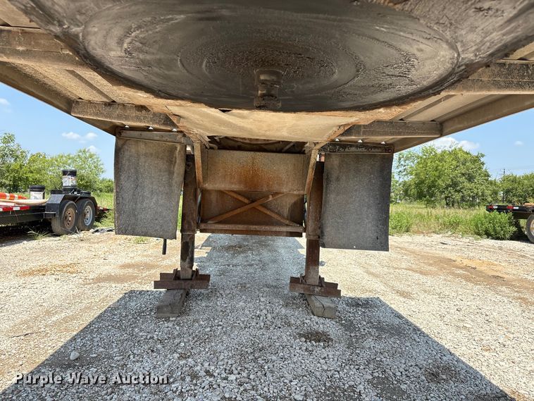 image for item EU0011 1981 Brenner vacuum trailer