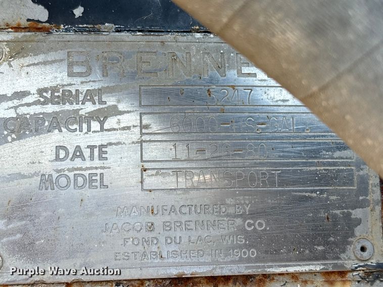 image for item EU0011 1981 Brenner vacuum trailer