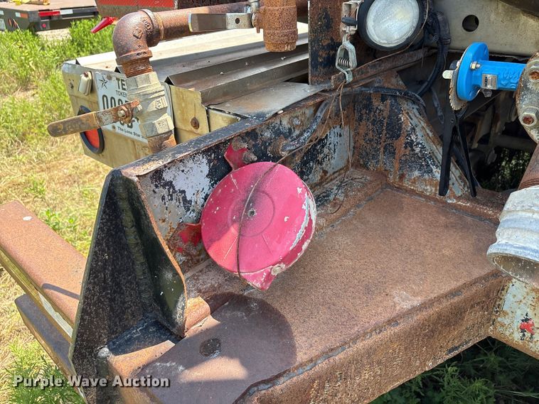 image for item EU0011 1981 Brenner vacuum trailer