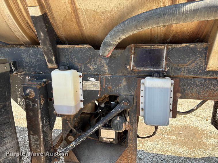 image for item EU0011 1981 Brenner vacuum trailer