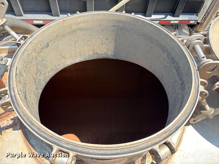 image for item EU0011 1981 Brenner vacuum trailer