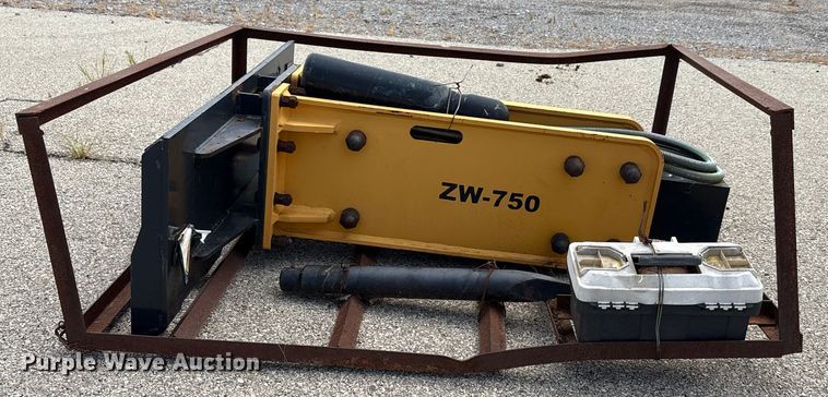 image for item EU0025 2023 Wolverine CB-11-750F skid steer breaker