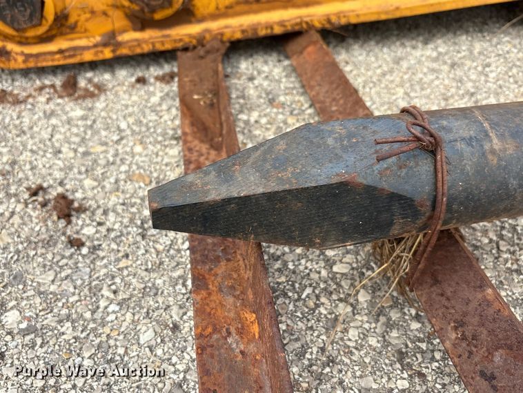 image for item EU0025 2023 Wolverine CB-11-750F skid steer breaker