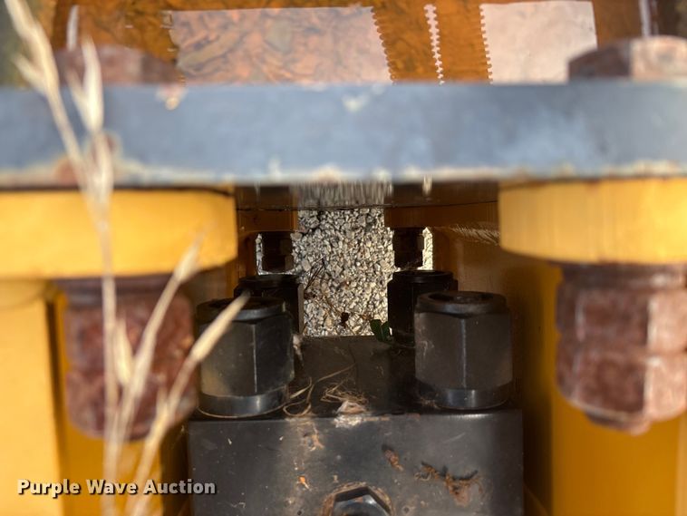 image for item EU0025 2023 Wolverine CB-11-750F skid steer breaker