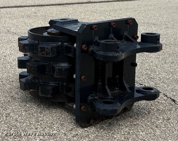 image for item EU0026 2024 GIYI excavator compaction wheel