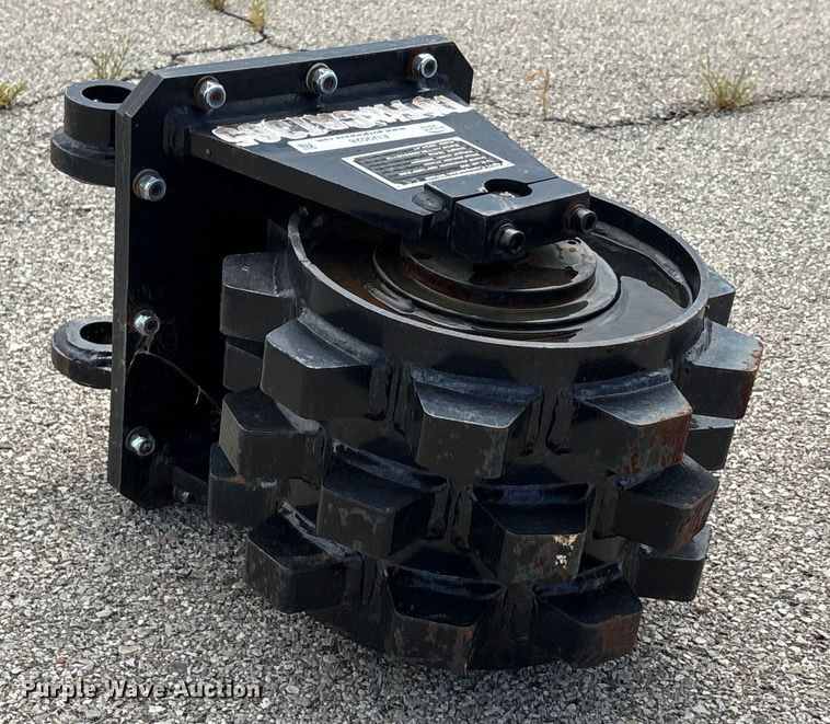 image for item EU0026 2024 GIYI excavator compaction wheel