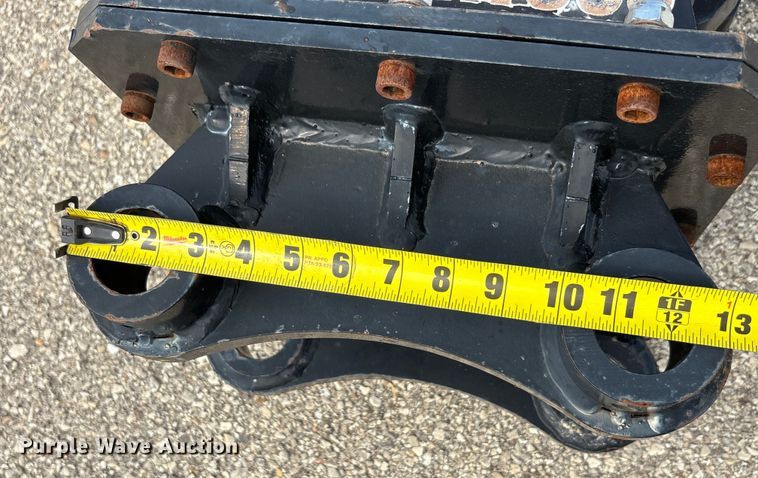 image for item EU0026 2024 GIYI excavator compaction wheel