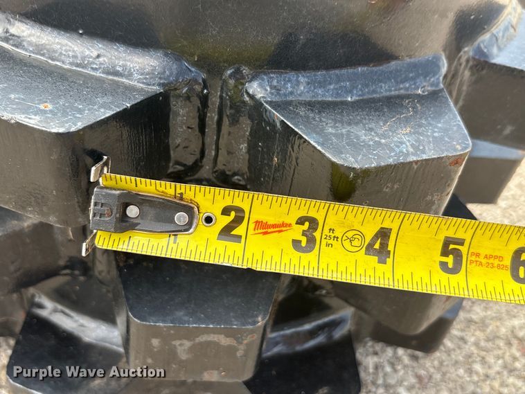 image for item EU0026 2024 GIYI excavator compaction wheel