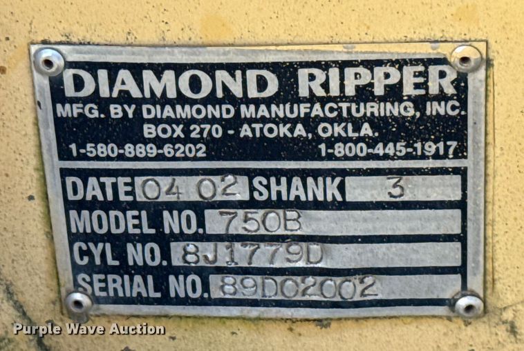 image for item EU2135 1992 John Deere 750B dozer