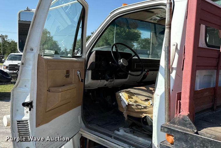 image for item EU2136 1984 Chevrolet CG70 dump flatbed truck