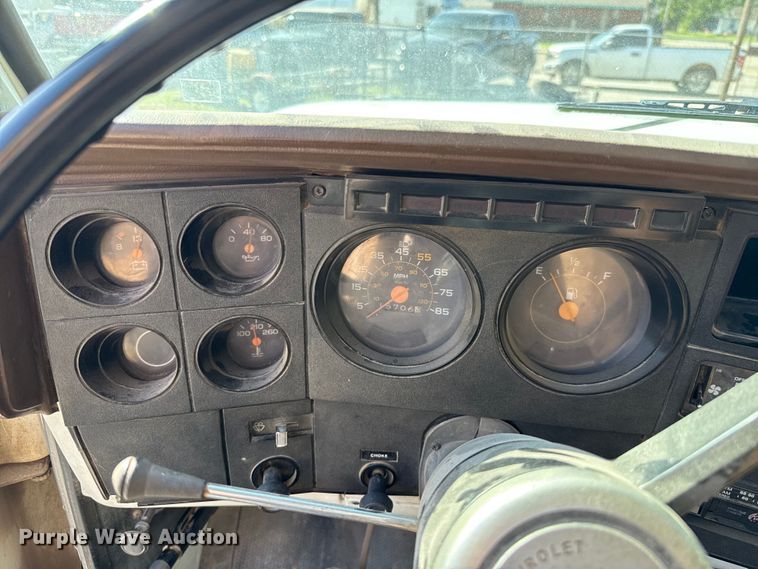 image for item EU2136 1984 Chevrolet CG70 dump flatbed truck