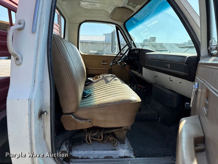 image for item EU2136 1984 Chevrolet CG70 dump flatbed truck