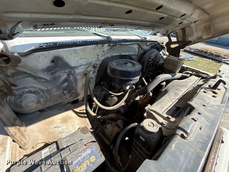 image for item EU2136 1984 Chevrolet CG70 dump flatbed truck