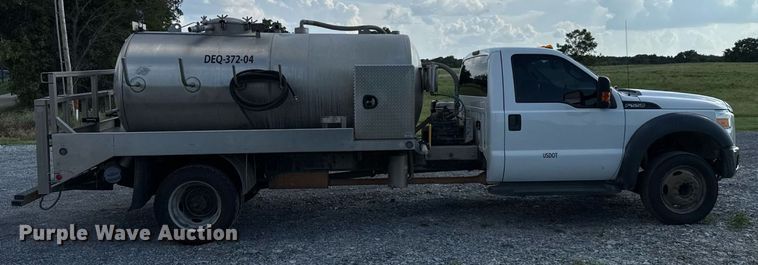 image for item EU2141 2015 Ford F550 Super Duty vacuum truck