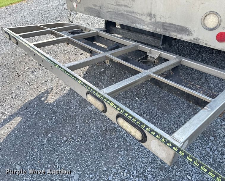 image for item EU2141 2015 Ford F550 Super Duty vacuum truck