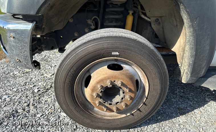 image for item EU2141 2015 Ford F550 Super Duty vacuum truck