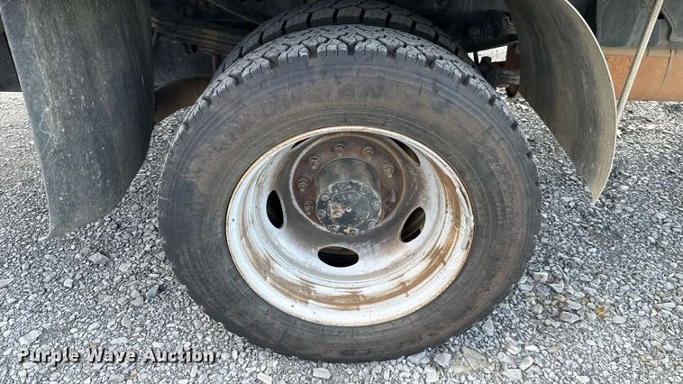 image for item EU2141 2015 Ford F550 Super Duty vacuum truck