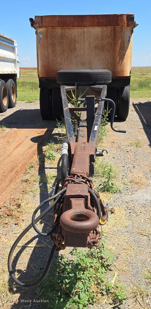 image for item EU3617 1994 Hilbilt 12-12 PUP CT end dump pup trailer