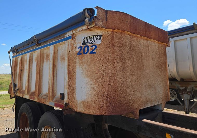 image for item EU3617 1994 Hilbilt 12-12 PUP CT end dump pup trailer