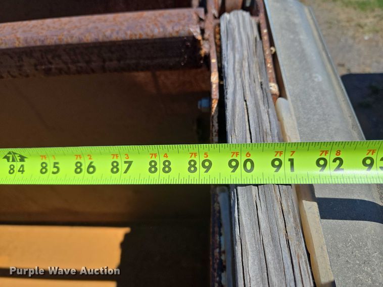 image for item EU3617 1994 Hilbilt 12-12 PUP CT end dump pup trailer