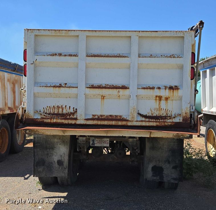 image for item EU3618 1998 Flow Boy end dump pup trailer