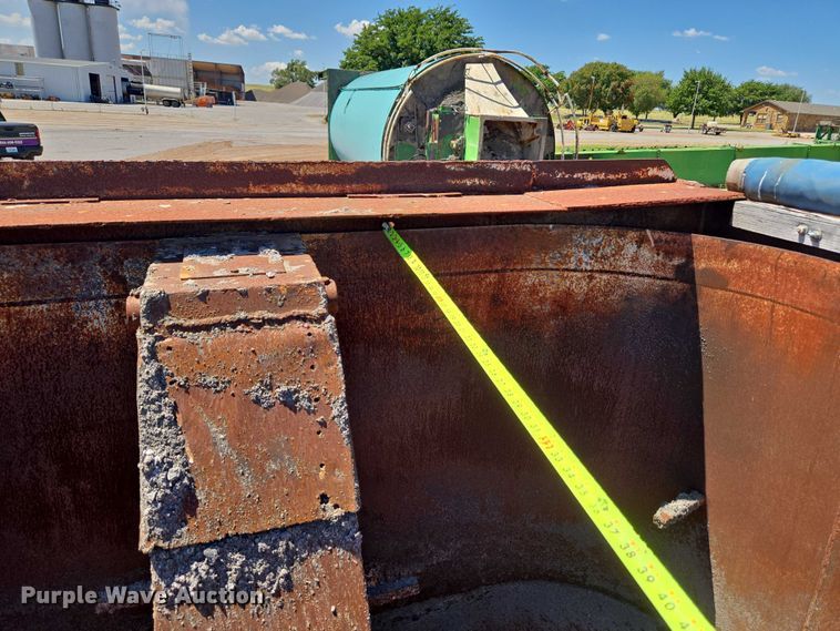 image for item EU3619 1994 Hilbilt 12-12 PUP CT end dump pup trailer