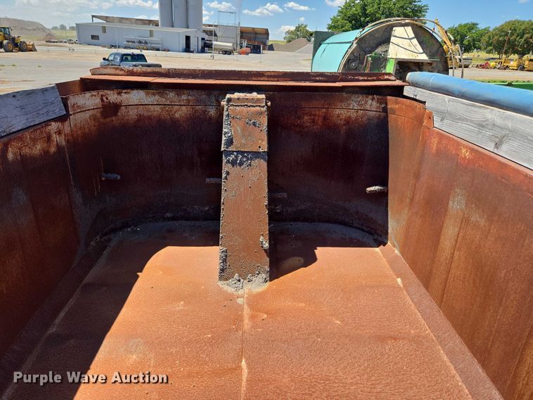 image for item EU3619 1994 Hilbilt 12-12 PUP CT end dump pup trailer