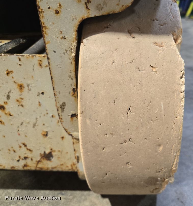 image for item EV1504 2005 SkyJack SJIII 3219 scissor lift