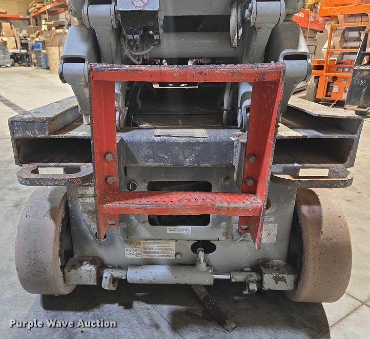 image for item EV1505 2005 SkyJack SJIII 3219 scissor lift