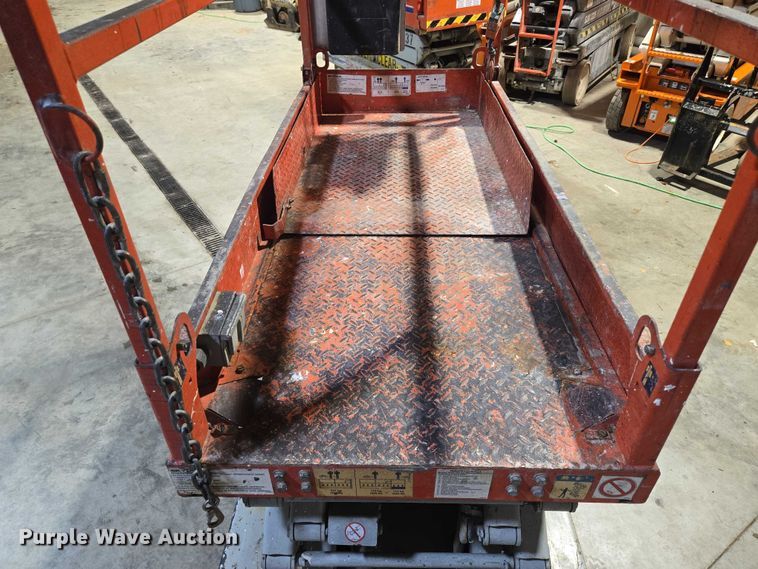 image for item EV1505 2005 SkyJack SJIII 3219 scissor lift