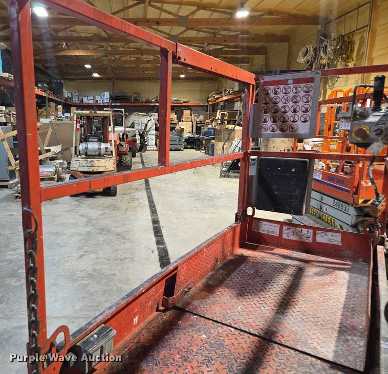 image for item EV1505 2005 SkyJack SJIII 3219 scissor lift