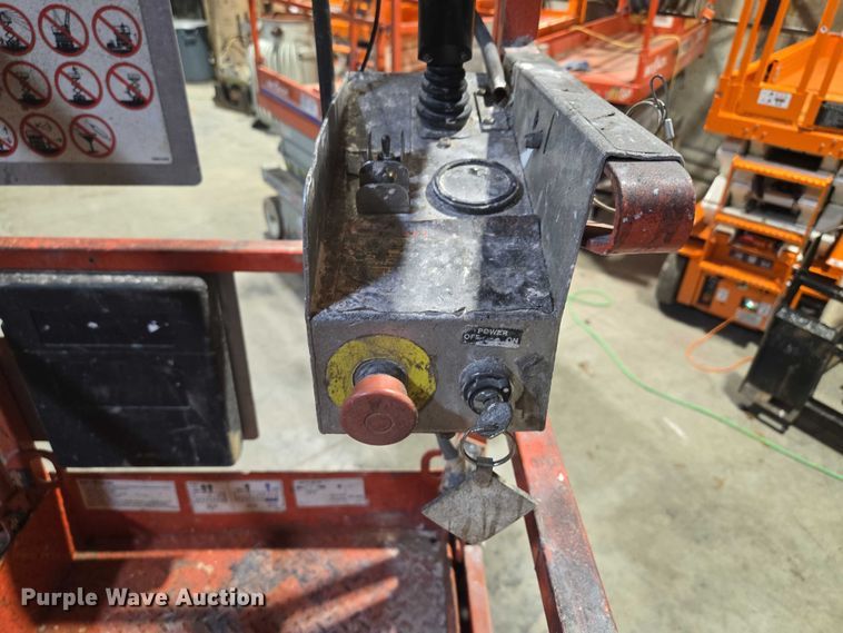 image for item EV1505 2005 SkyJack SJIII 3219 scissor lift