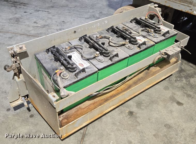 image for item EV1505 2005 SkyJack SJIII 3219 scissor lift